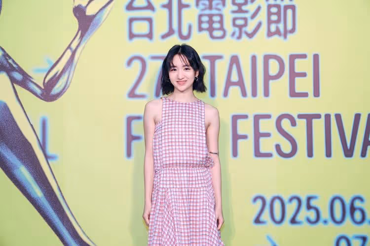星二代被封「國民初戀」　80年代女神媽反應曝光