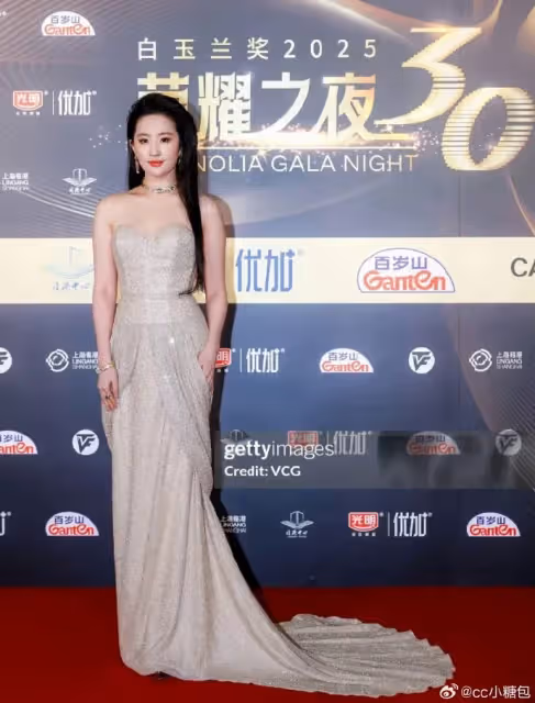 劉亦菲被爆沒獲奬就不去了！放白玉蘭頒獎典禮鴿子　網酸輸不起