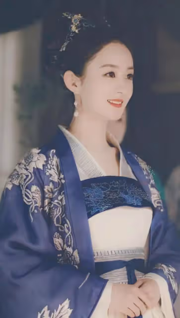 白玉蘭趙麗穎三次陪跑依然微笑面對淡定從容，值得劉亦菲好好學學