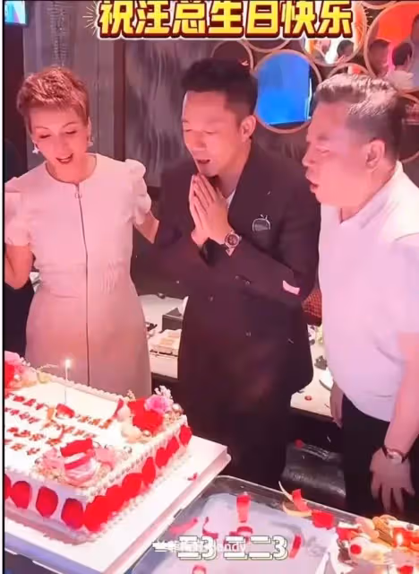 汪小菲幾句話讓黃春梅更尷尬了,直言如今很幸福,盛讚丈母娘