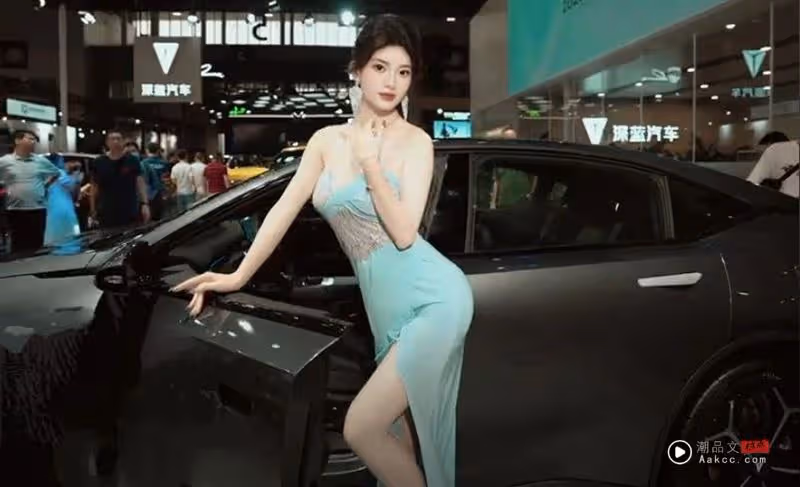 百萬粉絲車模BB醬，靠什麼撩翻全網？不光是身材太犯規，重點是「懂玩」