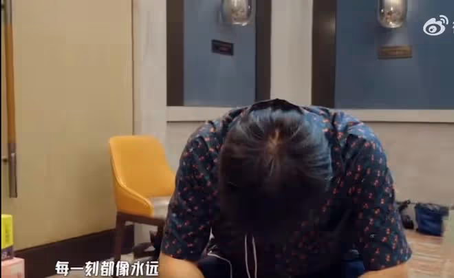 《五哈》鄧超唱鹿晗的歌《我們的明天》，都快哭成悲傷蛙了