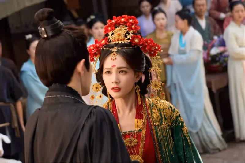 孟子義《桃花映江山》與李一桐《書卷一夢》爭艷,誰更勝一籌?