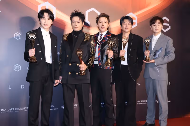 金曲感言｜Energy奪年度歌曲阿弟哭到台下　Toro最氣坤達這件事