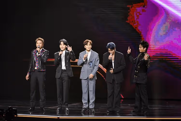 金曲珠寶｜坤達壓線合體「不合群」　Energy只有他腕錶、珠寶不同牌