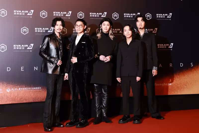 金曲紅毯總評｜9m88超辣裸背、孫盛希性感低胸蟬聯最美　金髮貴族J.sheon飆帥度