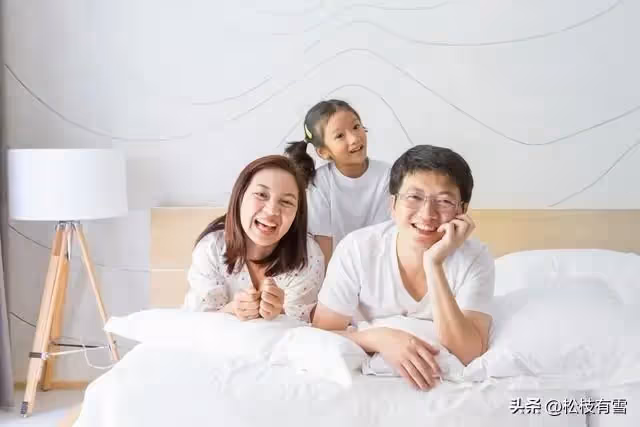 娘家拆遷給我二十萬，老公說正好給小姑子買車，我：你沒資格做主。