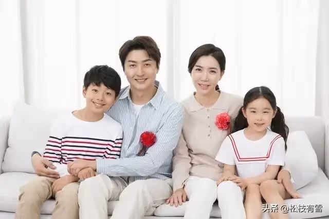 離婚二十五年給二婚女兒買房，前婆婆帶兒子打上門：這些都是我孫子的