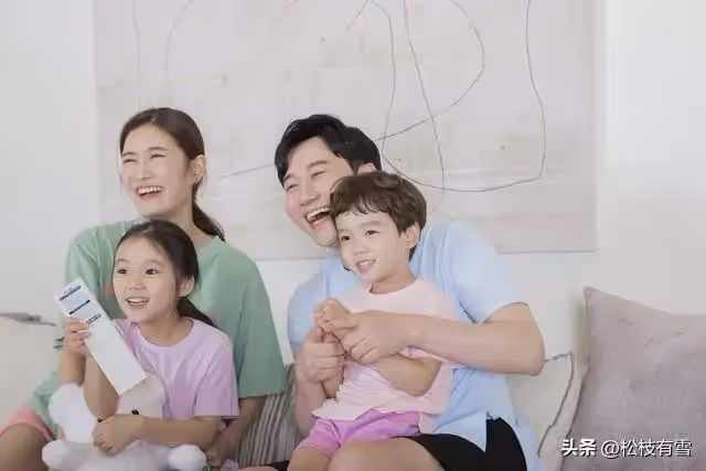 離婚二十五年給二婚女兒買房，前婆婆帶兒子打上門：這些都是我孫子的