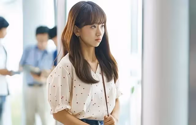 「父母去世後，我與弟弟斷絕關係」43歲扶弟魔剩女哭訴