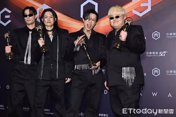 金曲36/TRASH熬15年終鍍金! 自爆「曾只有30個觀眾」父台下激動噴淚