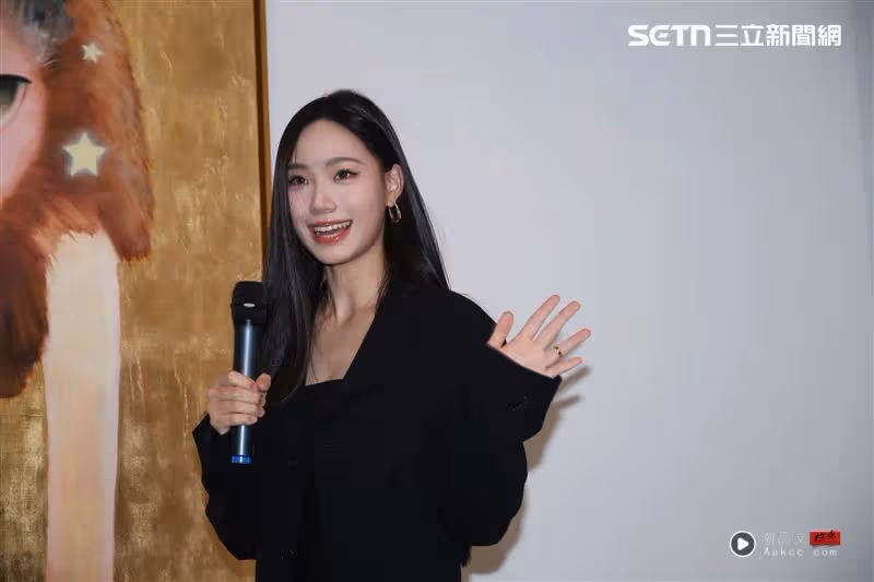 小S二女兒Lily開展！名媛星二代都來了　黑人范范夫妻自曝乾爸媽身份