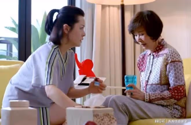 去城裡看女兒，他們拿一碗剩飯給我吃，轉身回去時我卻給他們50萬
