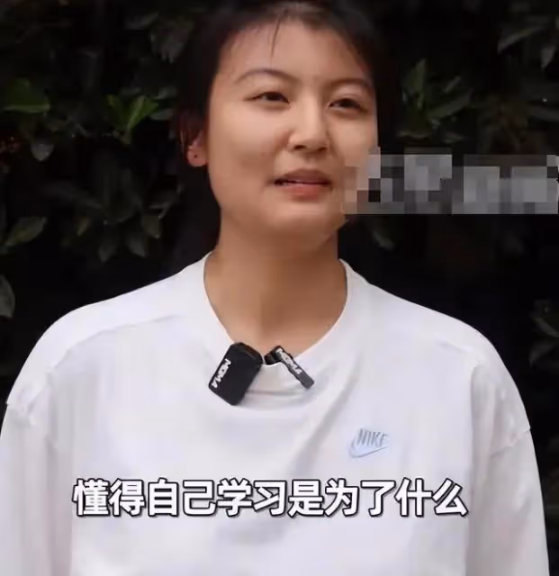 河南724分高考女狀元:顏值大氣性格活潑,原生家庭的氛圍很重要
