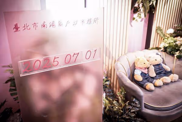 快訊/劉雨柔結婚! 挺8月孕肚點頭嫁男友:必須改口叫老公了