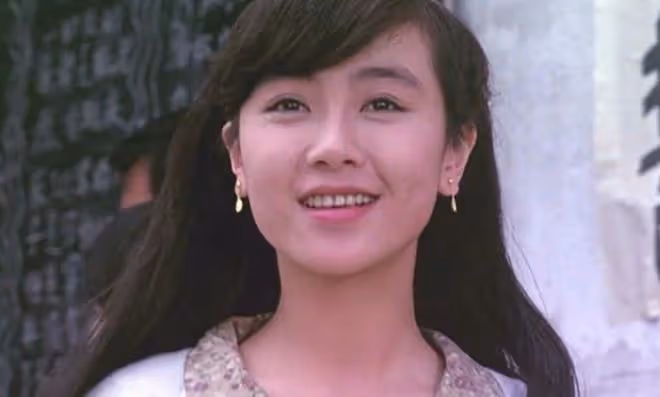 TVB前氣質女星爆紅後被學校逼退學!多年後鏡頭前落淚:很無奈