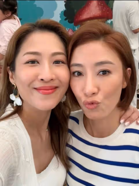 TVB花旦黃翠如兒子過百日宴，現場照曝光！視帝視後雲集堪比台慶！