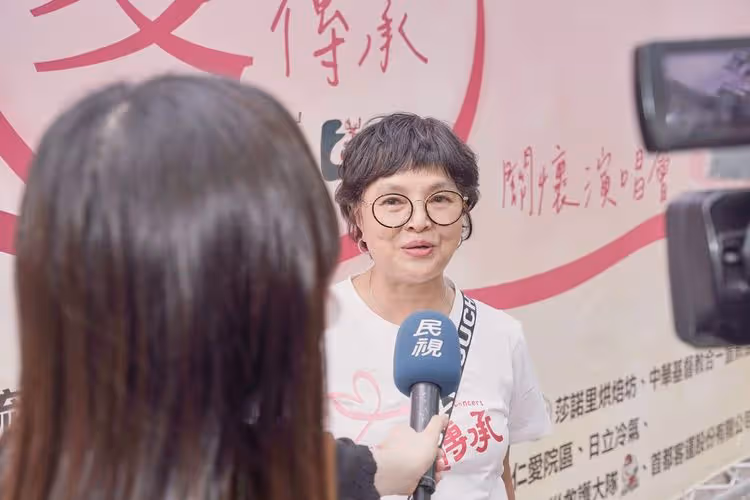 女星紀寶如兒再染毒　她二度道歉「會陪兒子面對司法」