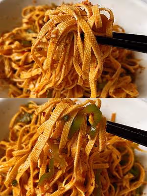 開胃爽口的涼拌豆腐絲