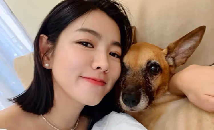 愛犬錢錢抗癌106天平靜離世　米可白哭腫眼喊：不痛了