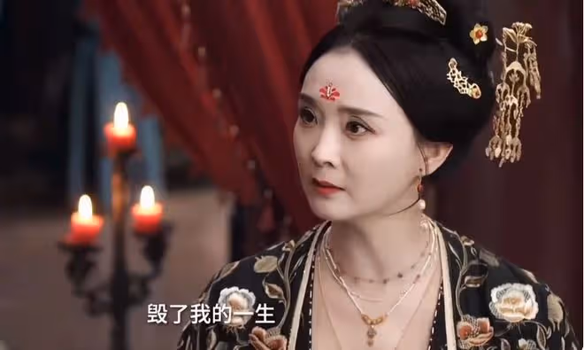 書卷一夢南珩為什麼不受寵，自私自洽一家三口，建議鎖死
