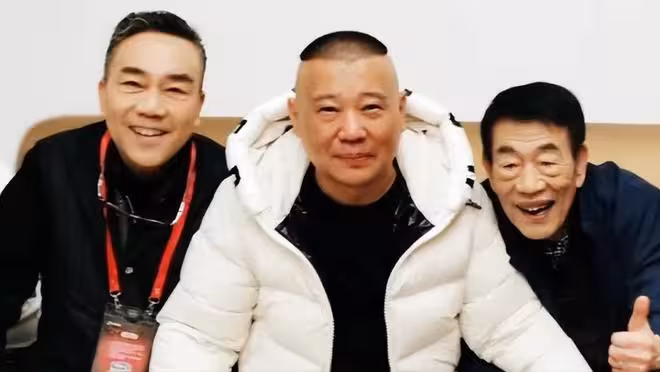 死者為大！楊少華去世，郭德綱因兩個動作，就實現了「口碑暴增」