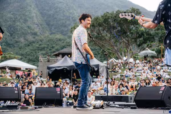 鳳小岳圓夢組團開唱! 觀眾狂喊「好帥」喜獻驚喜彩蛋
