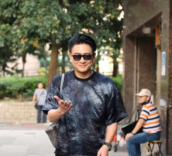 一路走好!TVB資深綠葉夫婦離世後設靈!汪明荃、黃宗澤、黎耀祥等眾星沉痛送別