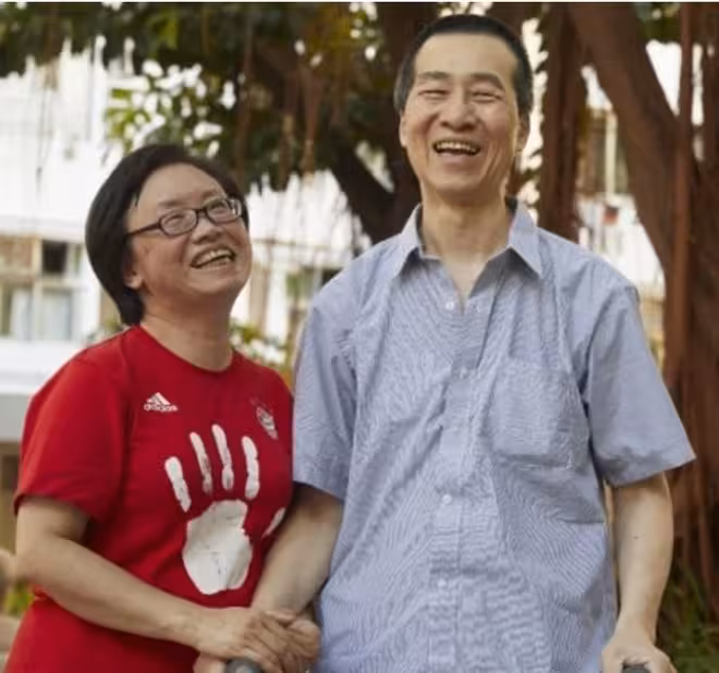 一路走好!TVB綠葉王患漸凍人症病逝 !無子女靠患病太太照顧!劉德華薛凱琪趙雅芝曾捐款!