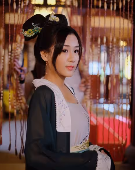 恭喜!TVB長腿女星宣布兒子出生!曬一家三口合照:你來之不易