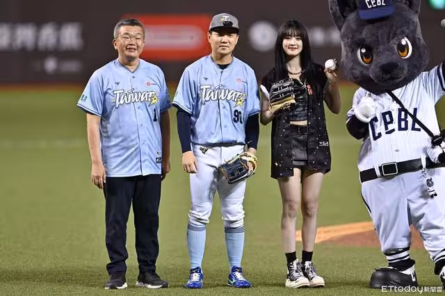 江坤宇同框i-dle MINNIE比愛心 老婆羨慕喊:不准洗手!