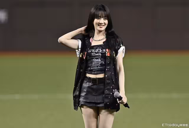 江坤宇同框i-dle MINNIE比愛心 老婆羨慕喊:不准洗手!