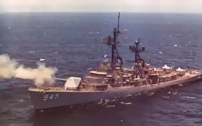 威力離譜的203mm艦炮,用空包彈擊穿戰艦裝甲,為何最後遭棄用?