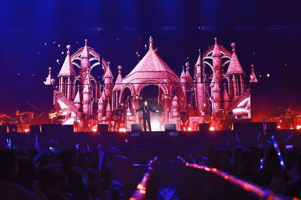 歌迷告白「你全勤我的青春」　品冠感性許諾：唱到下個30年！