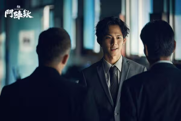 《角頭》出現新勢力! 「南霸天」黃鐙輝穿金項煉、花襯衫撂狠話