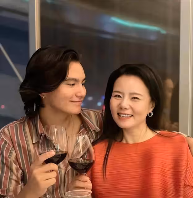 離婚1年，龔琳娜自曝離婚內幕，難怪不給孩子留財產，自己瀟灑