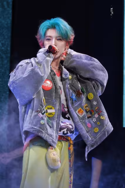 鯊瘋了！鹿晗巡迴演唱會官博宣布嘉賓黃子韜，兩人互動有趣有梗