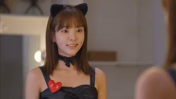 女星扮成「貓女郎」撞見演員男友出軌 離婚夫妻30年後竟成親家