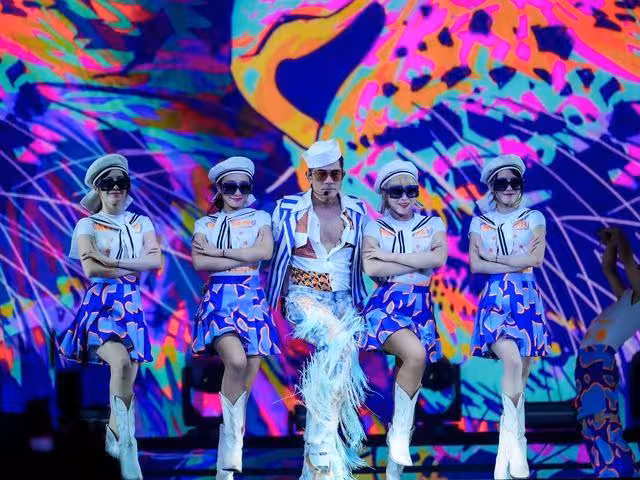 59歲郭富城曝三寶爸心情:好幸福! 高雄演唱會票價也出爐了