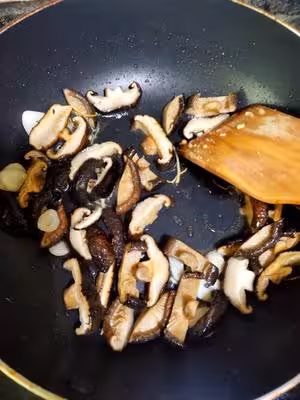 香菇滑雞