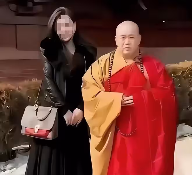 鬧大了！釋永信被查7天，多名女星受到牽連，央視名嘴也榜上有名