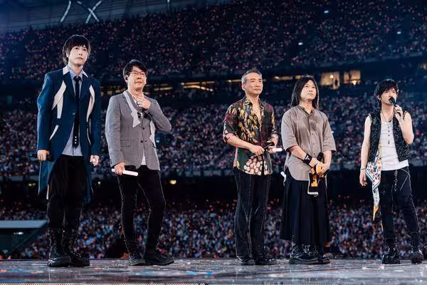 五月天唱一半「超狂嘉賓」空降舞台! 全場一看激動叫瘋