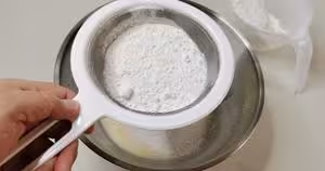 像蛋糕一樣的月餅 —— 蛋月燒月餅，新手也很友好