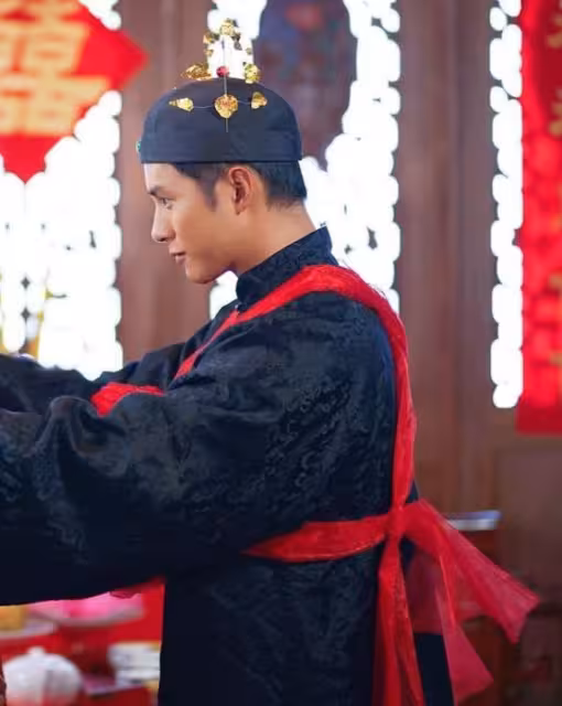 恭喜!TVB小生宣布求婚成功!未婚妻曾離過婚!前緋聞女友是港姐冠軍,5個字回應!