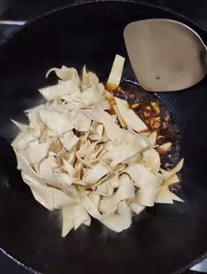 尖椒干豆腐
