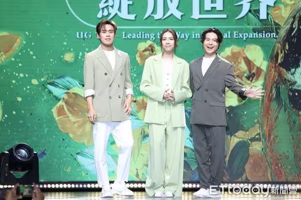 告五人嗨成「帶財天團! 演唱會才秒殺「又續約」超狂