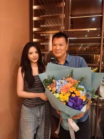 校花女兒父親節送手寫字　蔡詩萍「感嘆自己玻璃心」：女兒長大了