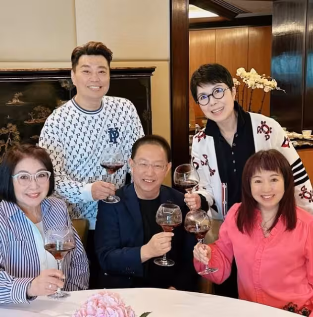 前TVB女星現身世侄謝霆鋒演唱會！近照曝光略顯圓潤！網友熱議經典角色！