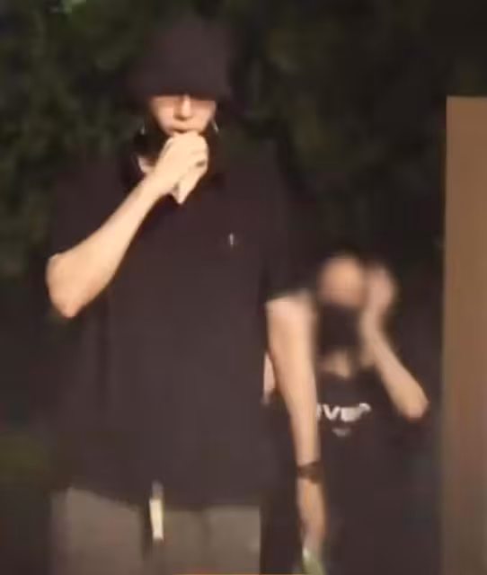 又糊了！低情商，求導演，送外賣，終於進組又曝光戀情 女主實慘