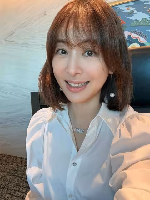 賈永婕一刀掰了招牌長發! 「激短髮+空氣瀏海」亮相